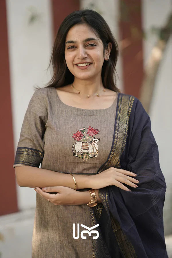 Kurta set (Dress) In Soft Brown