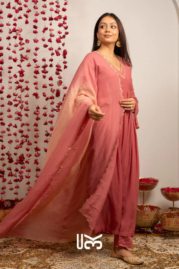 Gulabjal Kurta Set (Dress) in Pink