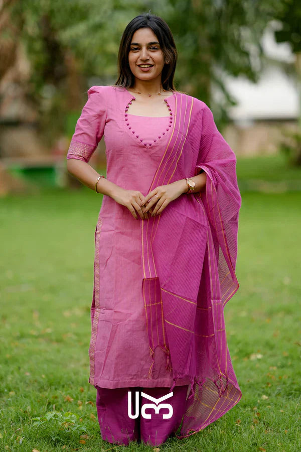 Kurta set (Dress) In Pink