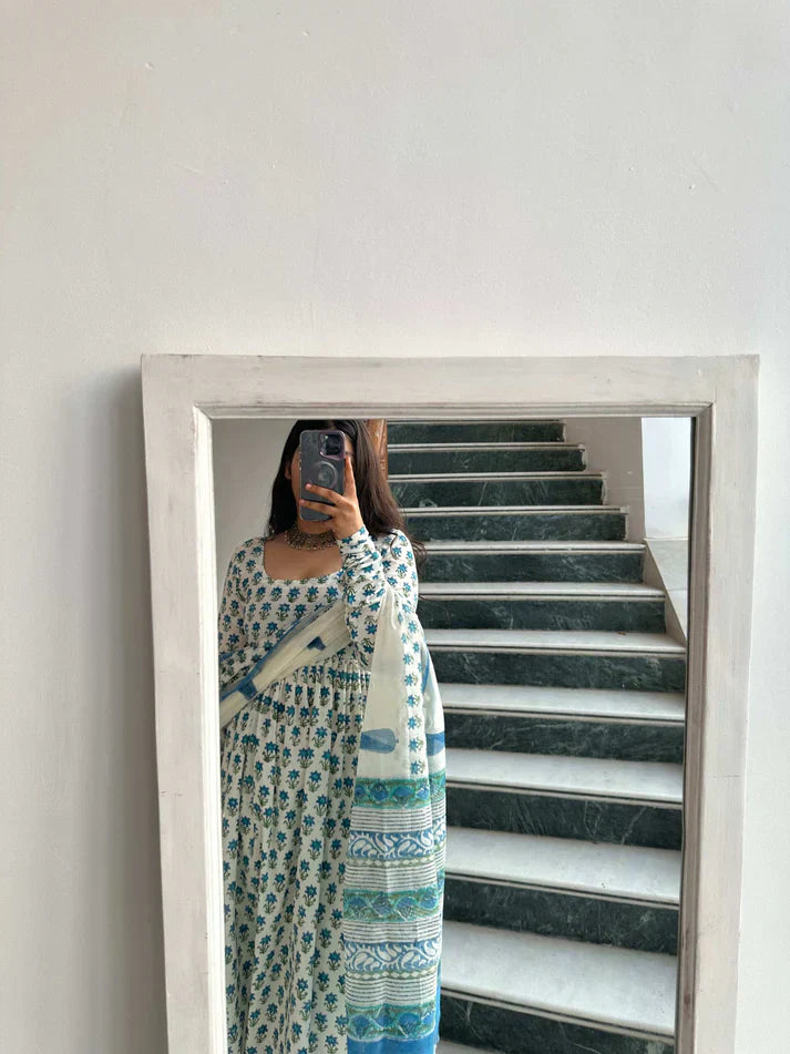 Printed kurta and pant set with Dupatta