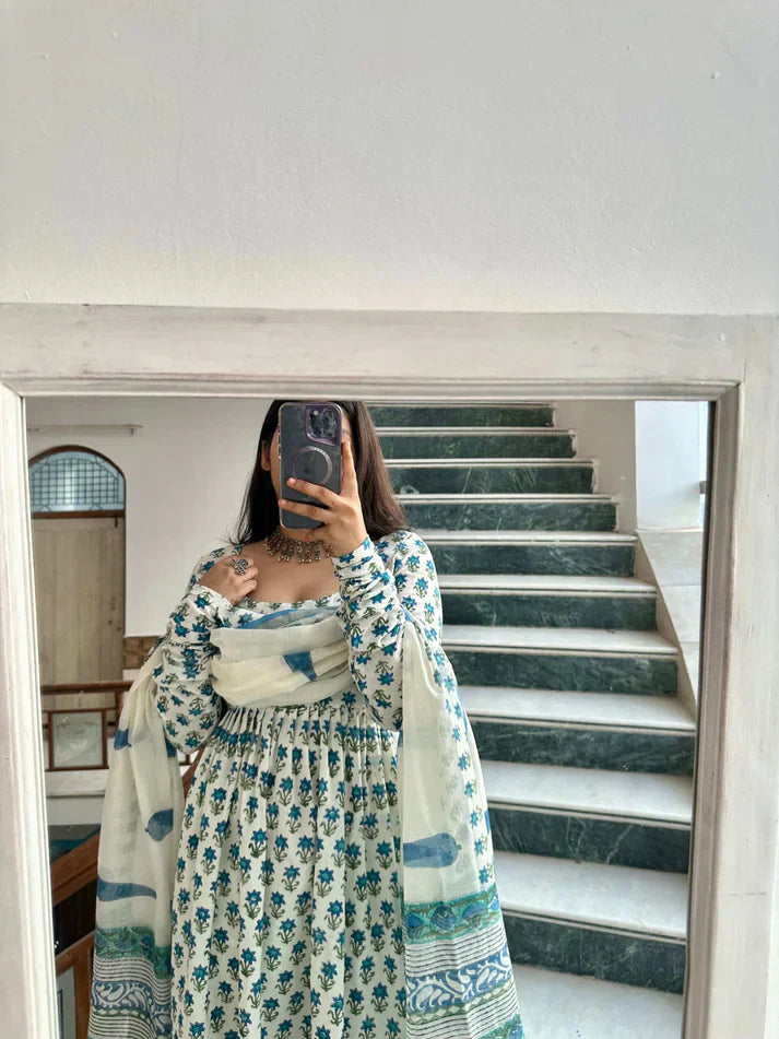 Printed kurta and pant set with Dupatta