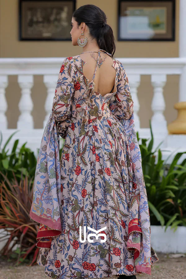 Mihika Anarkali (Drees) in Beige