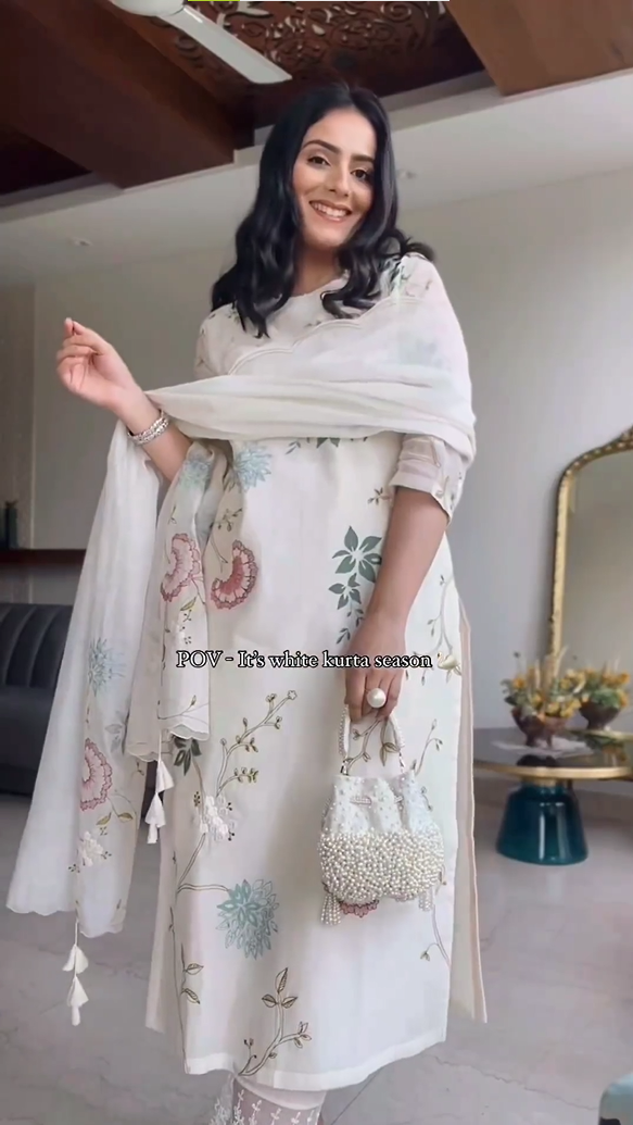 New Pearl Embroidered Floral Kurta Set