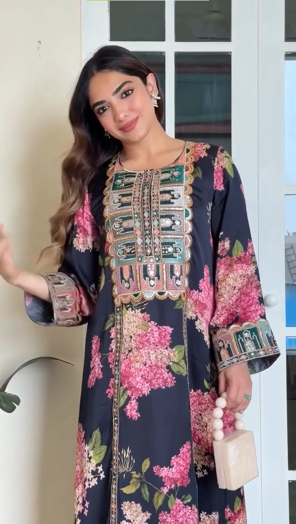 FLORAL EMBROIDERED KAFTAN