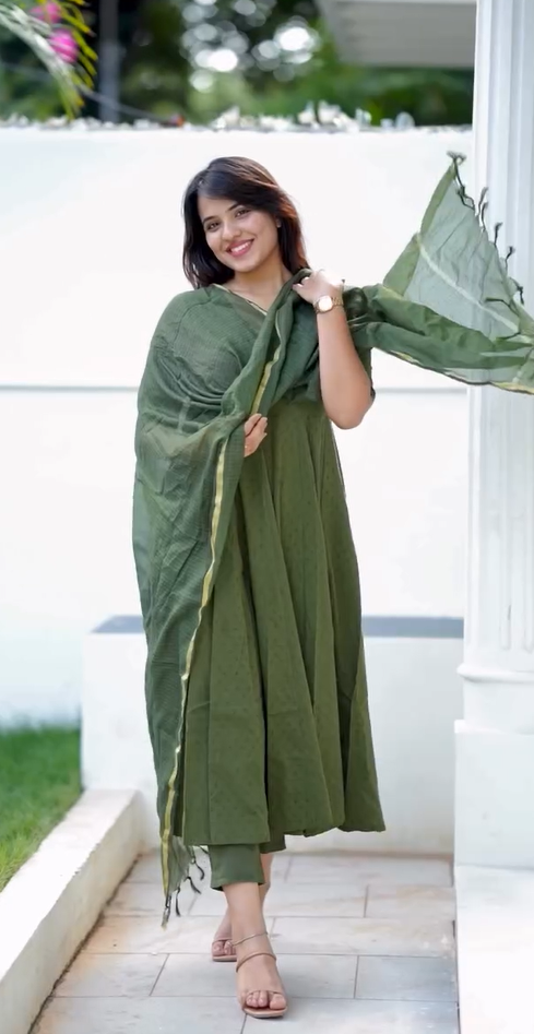 Alia Green Kurta Set with full set