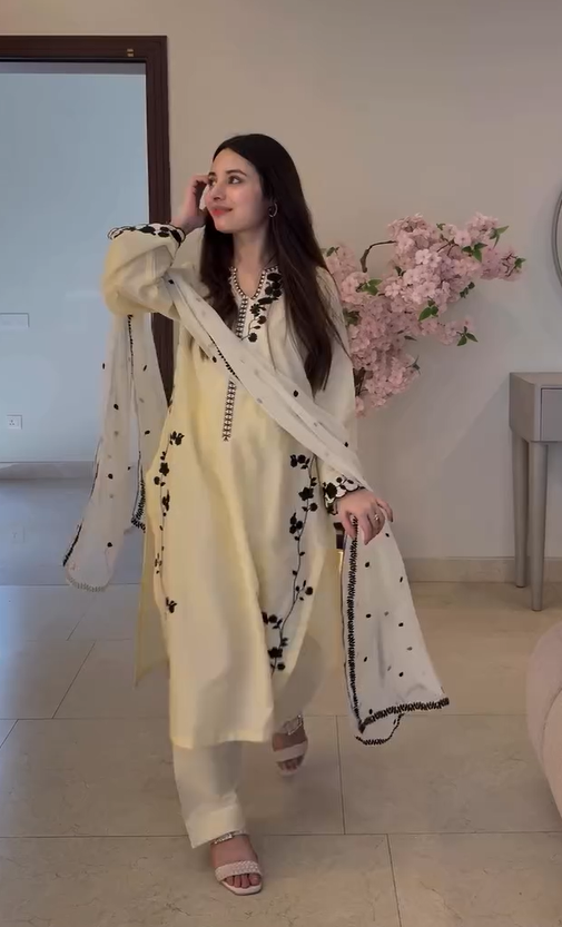 Women's Salwar Suit Embroidered Round Neck Silk